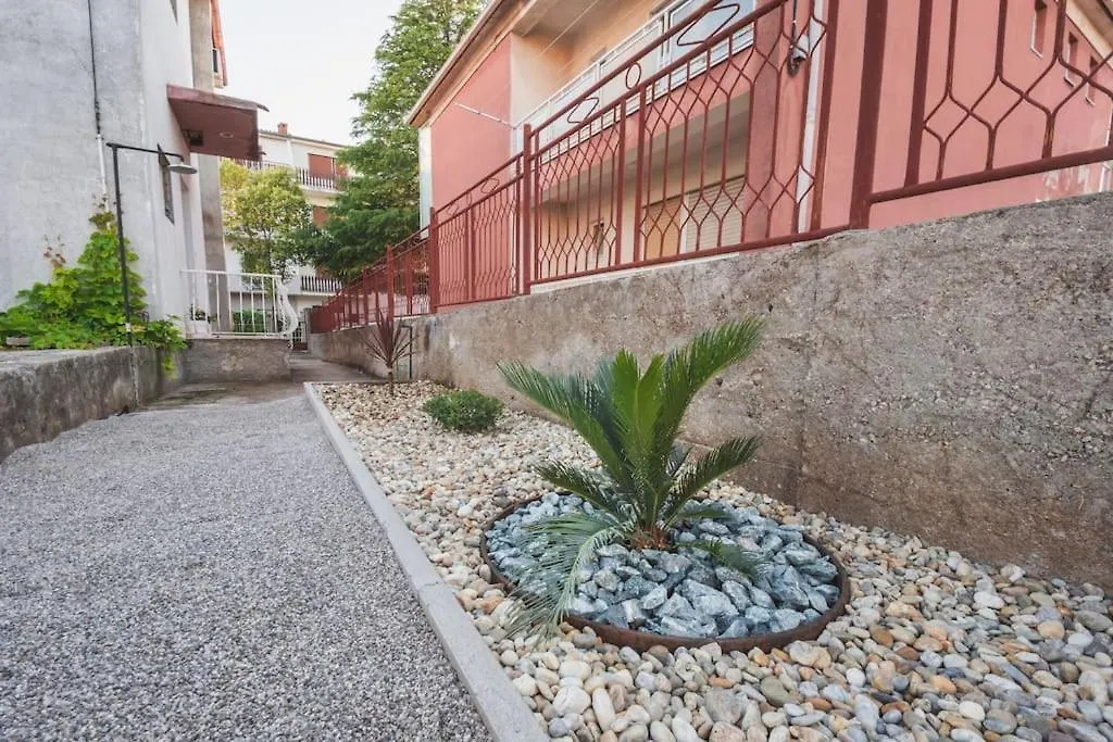 Comfort House With Big Terrace Zadar Apartment